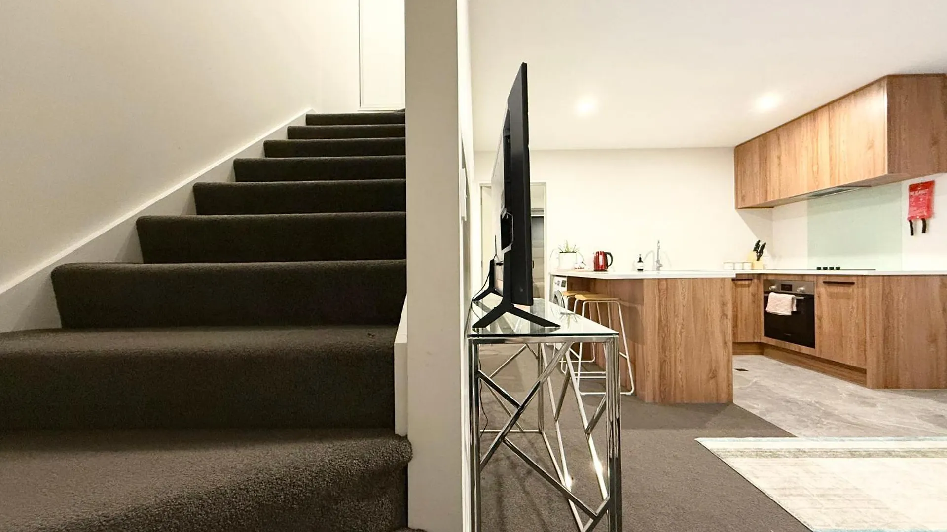 3Brm 3 Bathroom Central Townhouse Free Car Park Christchurch 0*,  New Zealand
