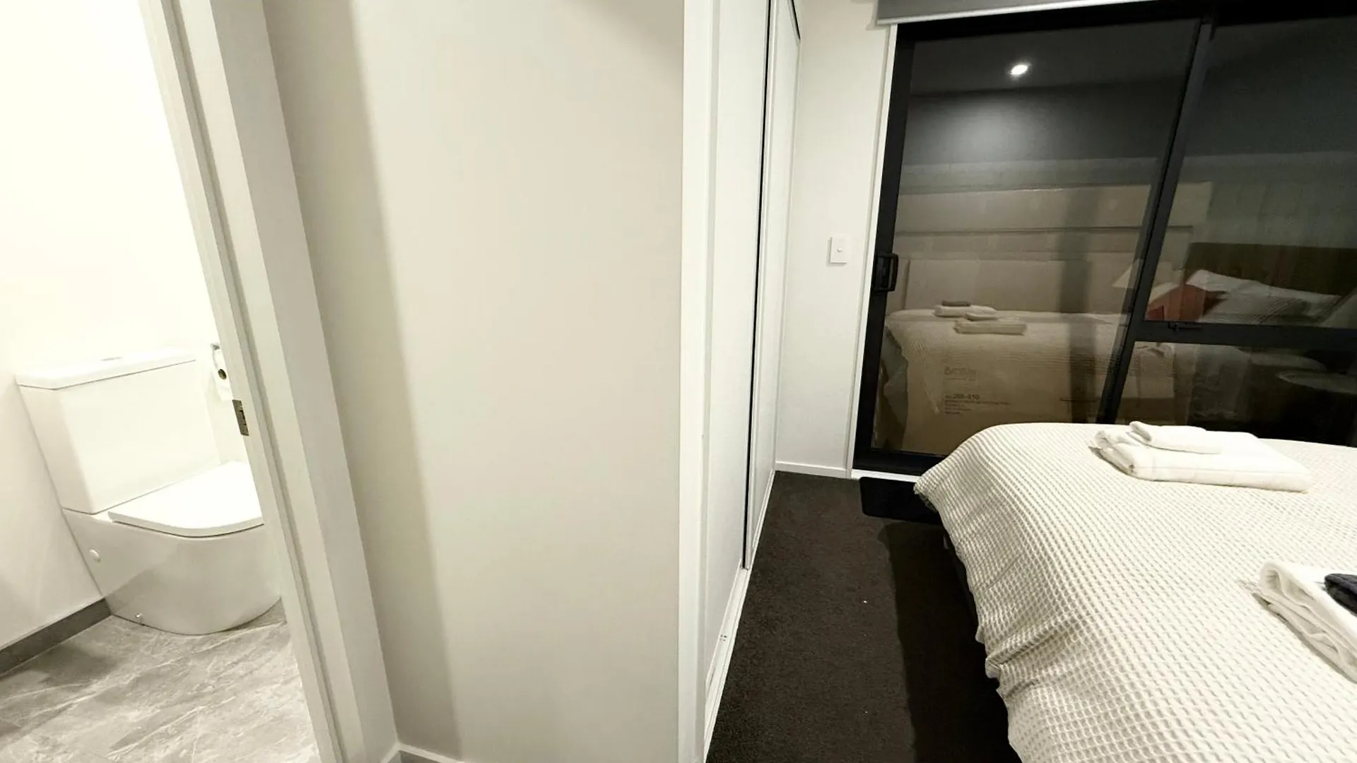 3Brm 3 Bathroom Central Townhouse Free Car Park Christchurch