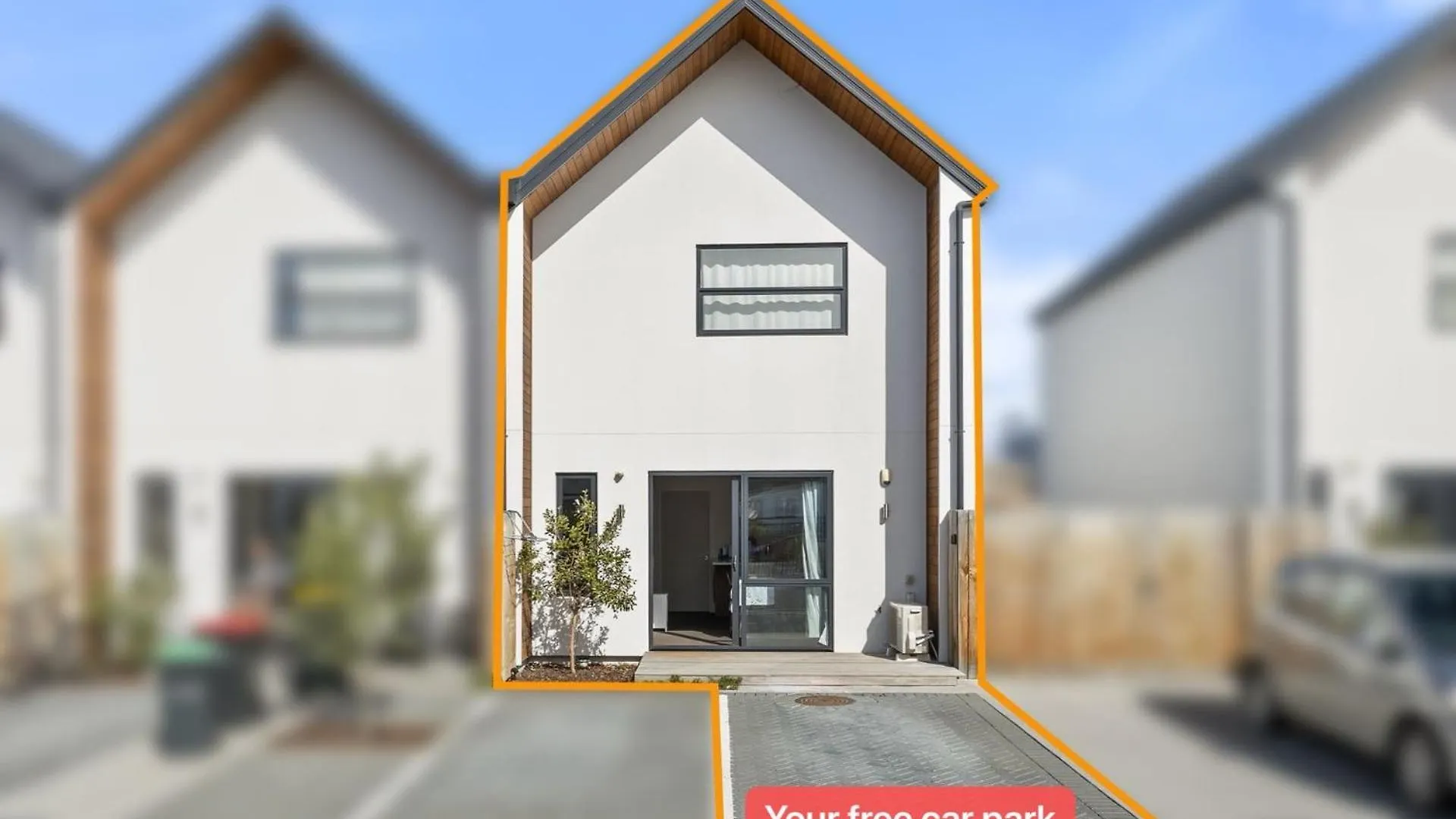 3Brm 3 Bathroom Central Townhouse Free Car Park contacts